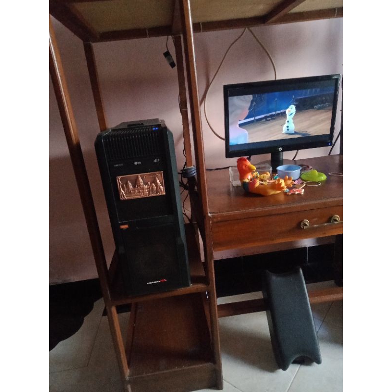 cpui5 bekas, gen3, hdd 4tb, ram 16gb, vga radeon,