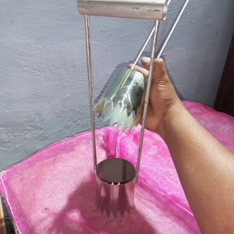 alat pelobang plastik mulsa hasil lobang 6cm