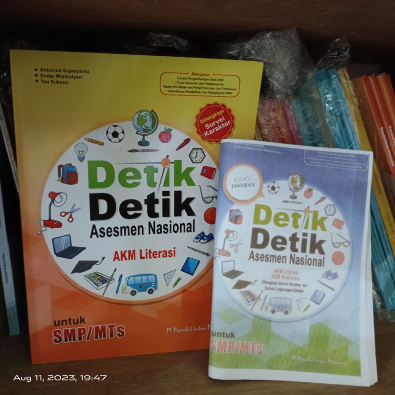 Buku detik detik akm dan FC Kunci Jawaban dan Pembahasan Detik AKM SMP/MTs Intan Pariwara