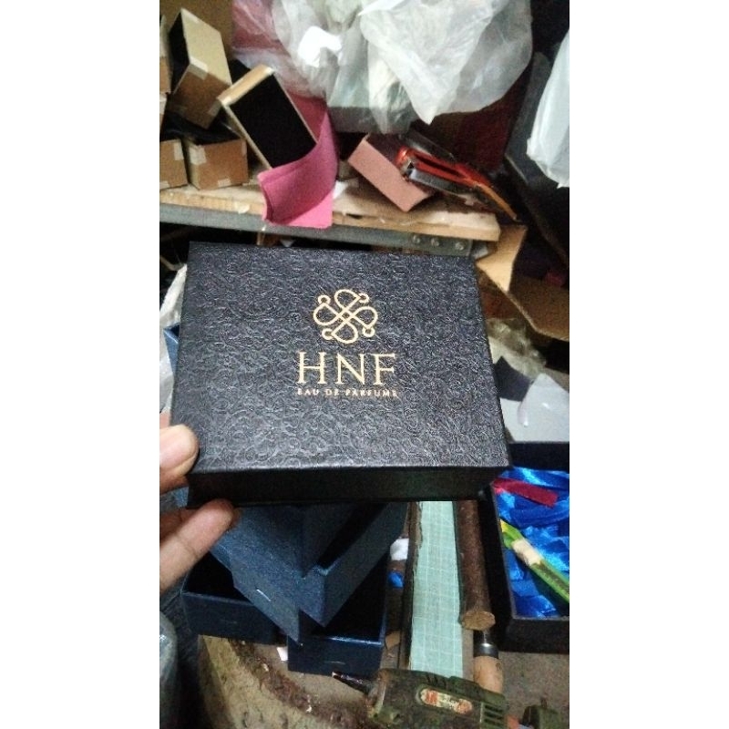 

hardbox model buku 12x10x4