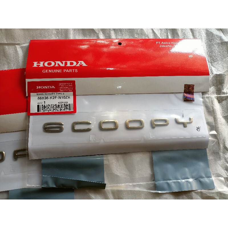 emblem Scoopy new 2021-2023 original