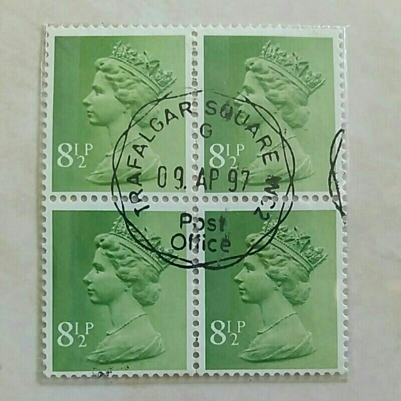 

(AB) Perangko Inggris Britania Raya 1975 Queen Elizabeth II - Decimal Machin - Normal Perfs Set 4pcs Used