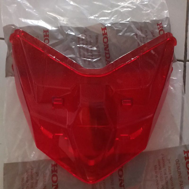 mika lampu stoplamp belakang Vario 150 Vario 125 kaca lampu belakang Vario 150 originalp