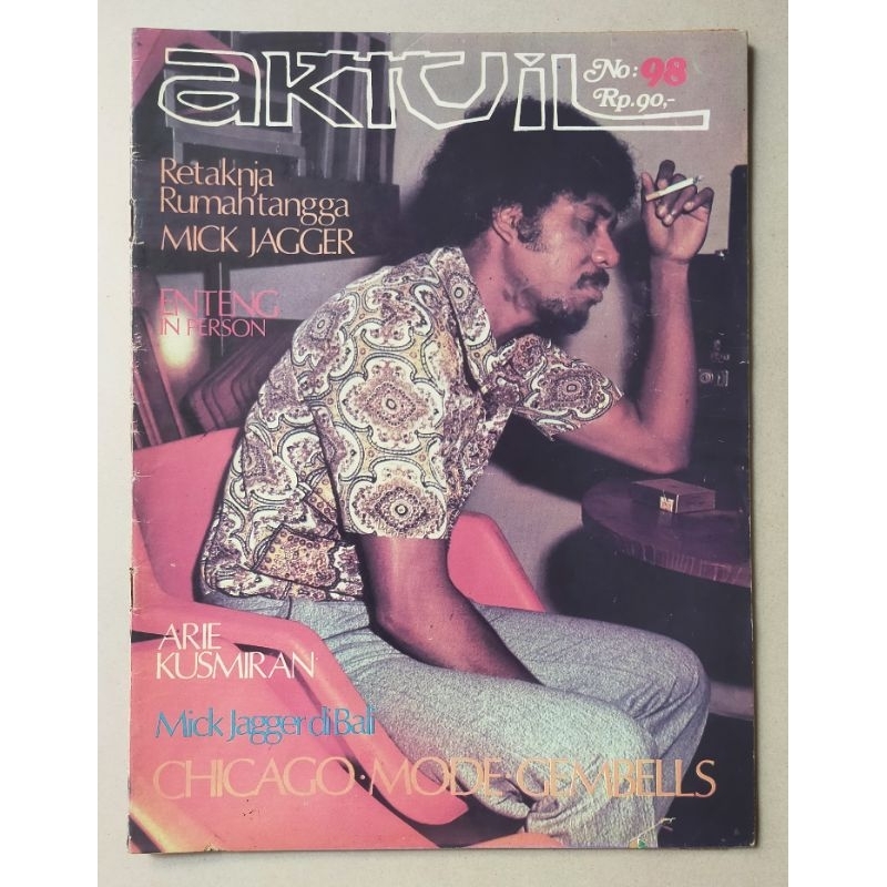 Majalah lawas AKTUIL No.98 / 1972 : Tour Show Dara Puspita - Enteng Tanamal - Mick Jagger + poster