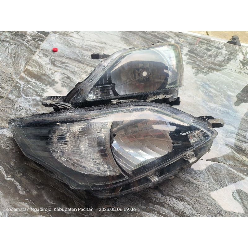 headlamp innova 2012