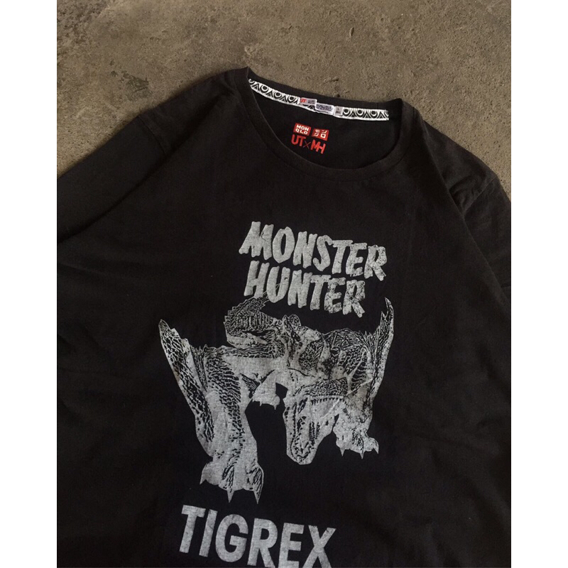 Uniqlo X MonsterHunter