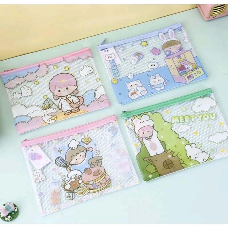 

QG Map Folder Plastik Mika Bening Jaring Karakter Kertun A4