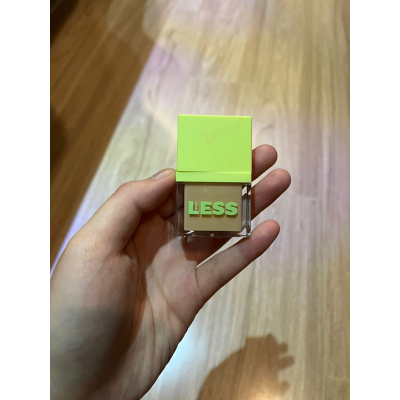 concealer spotless mad for make up (preloved, 97%)