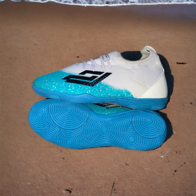 Sepatu futsal Adidas predator bot grade premium