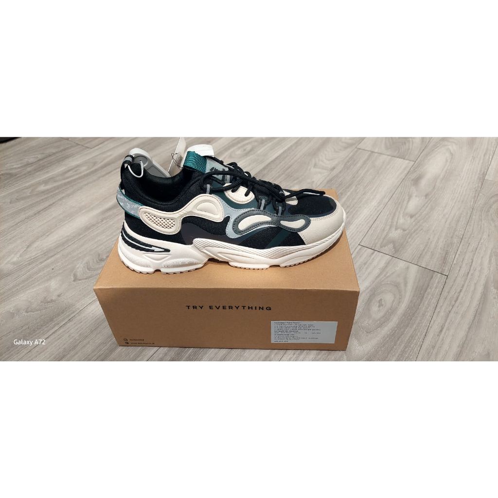 3Second Sneakers Men Shoes Off White Black