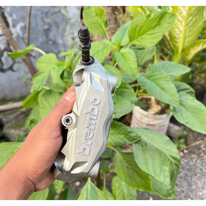 Kaliper Brembo M432 original copotan