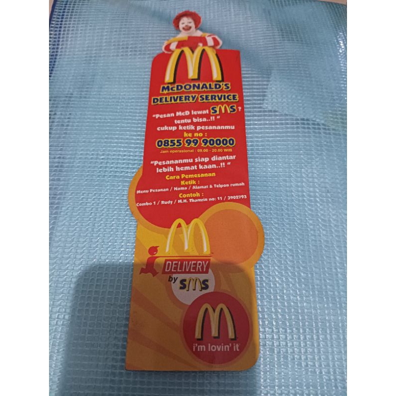 

Pembatas buku jadul promosi McD Im3