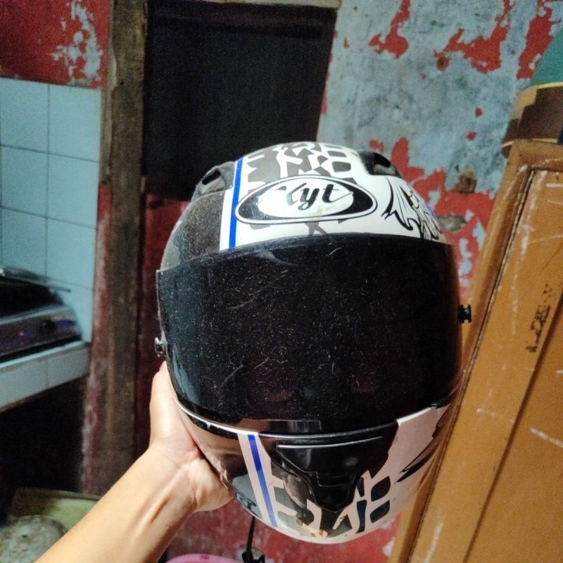 Helem KYT RC 7