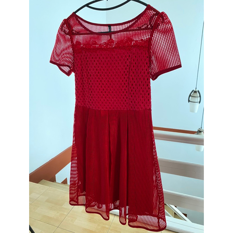 cavalier dress merah
