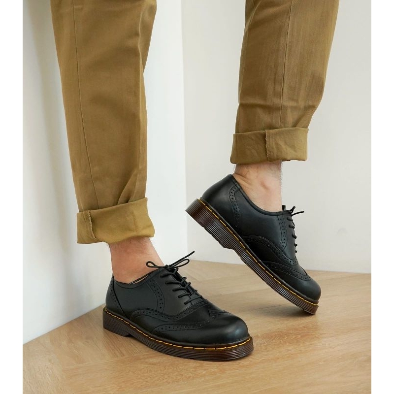 sepatu docmart wingtip style sepatu pantofel pria sepatu kerja pria sepatu kulit ori sepatu kulit pr