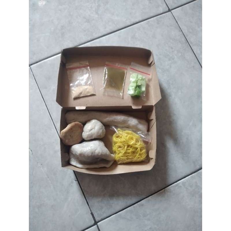 

Pempek Palembang ala Tania