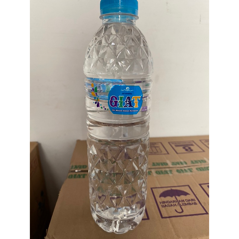

GIAT Air Minum Mineral Dalam Kemasan botol 535 ml Termurah