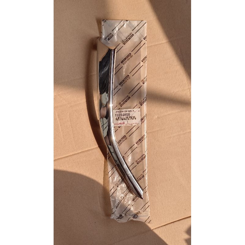 list grill Innova 2014-2015 ORI 1buah