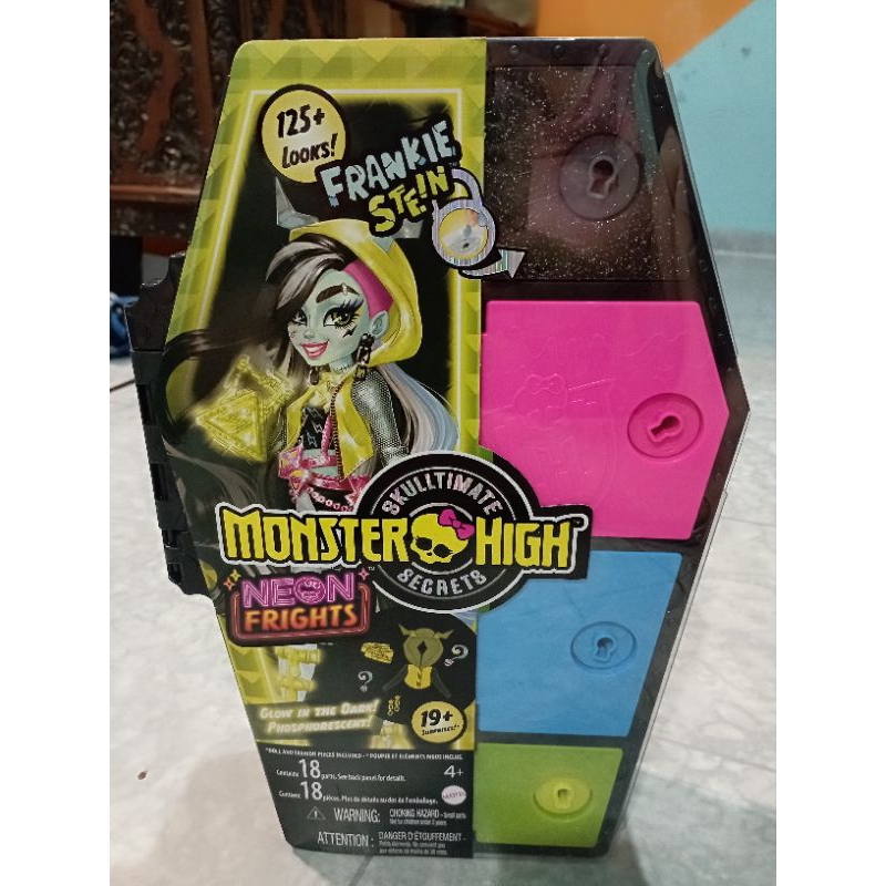 Monsterhigh Neon Frights frankie stein