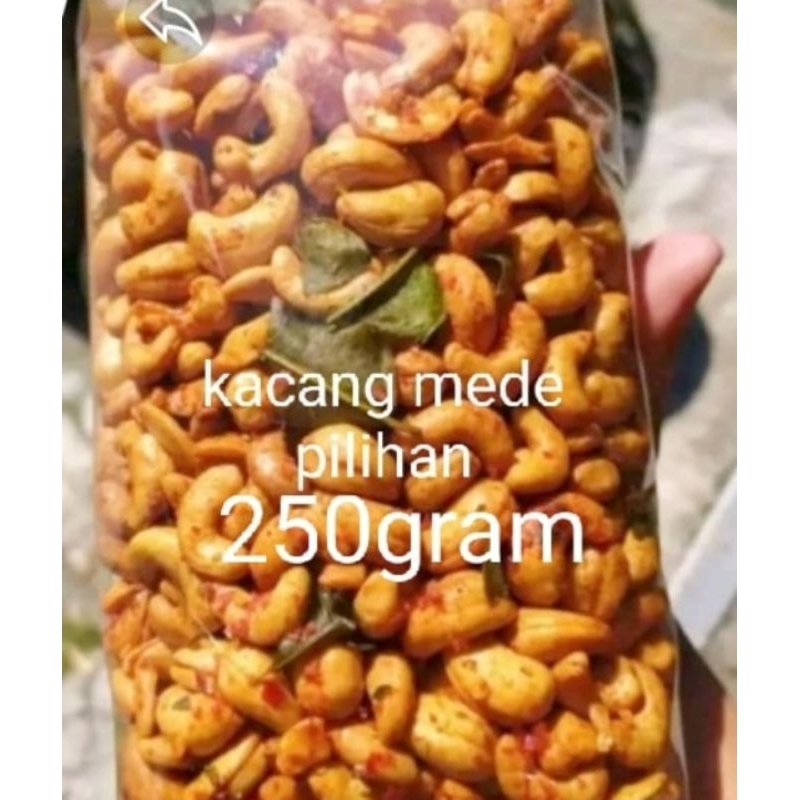 

kacang mede matang