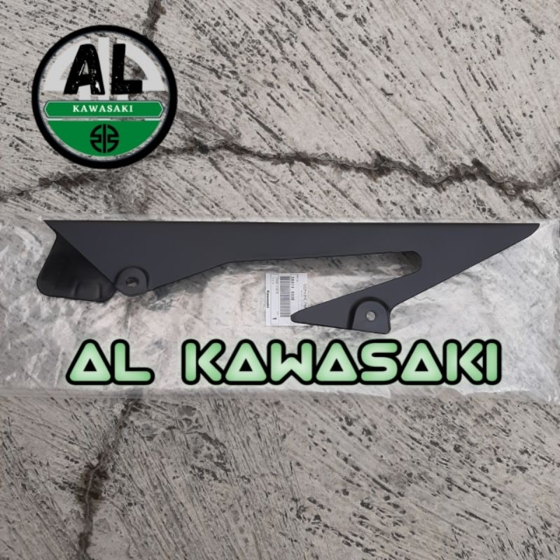 cover tutup rantai ketengkas ninja 250r 250 karbu original