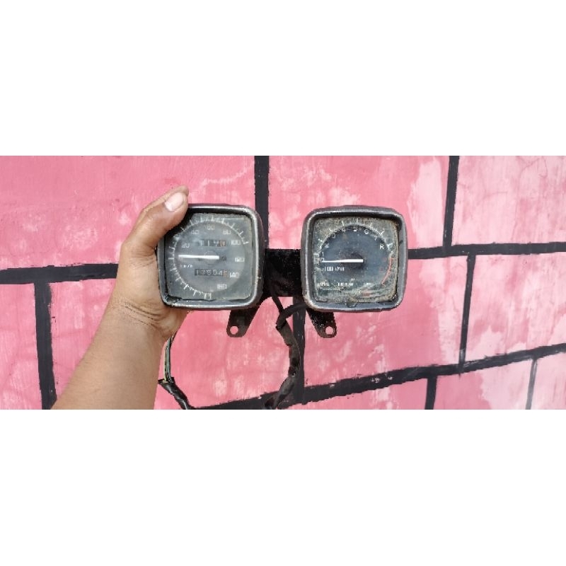 speedometer suzuki gp 100 gp 125