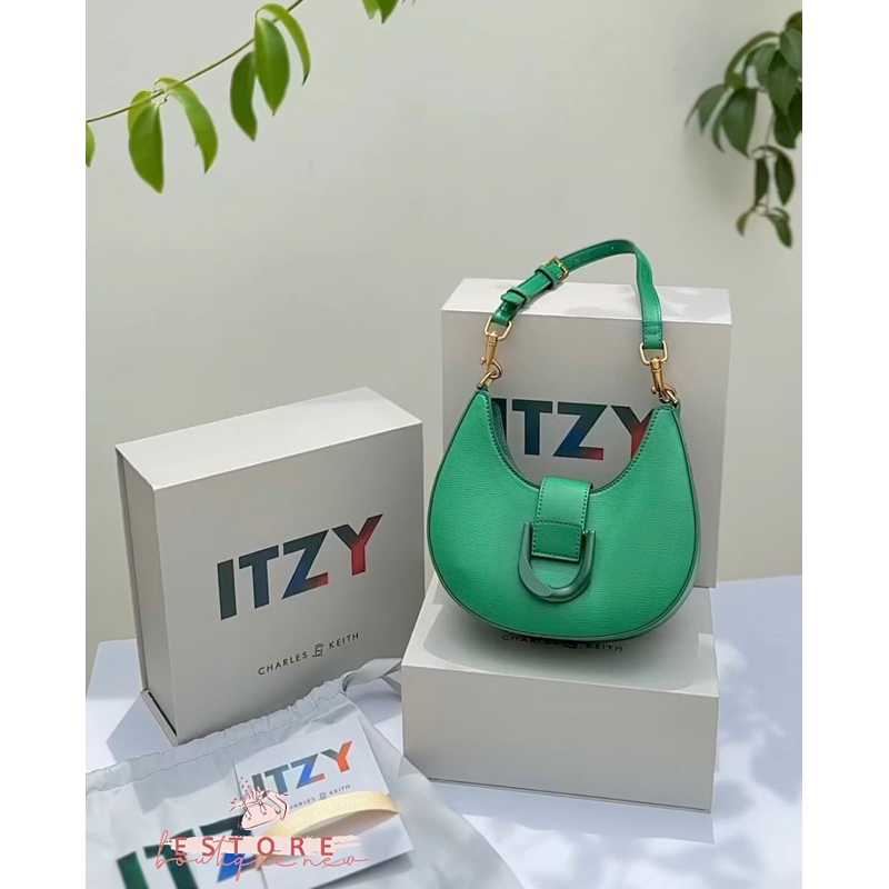 Tas Wanita Itzy Bag Best Quality (Incl Dustbag Satin &amp; Gelang)