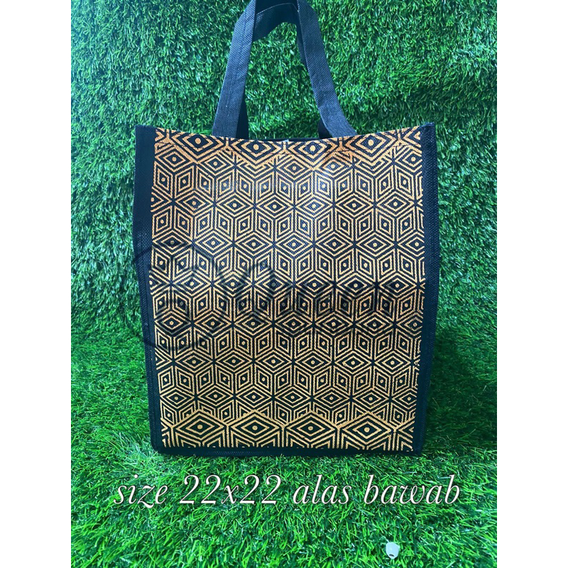 HARGA LUSIN ISI 12 BIJI- TAS HAJATAN HEBOH 22x22 TIDAK PERLU REQUEST WARNA DAN MOTIF DAPAT ACAK