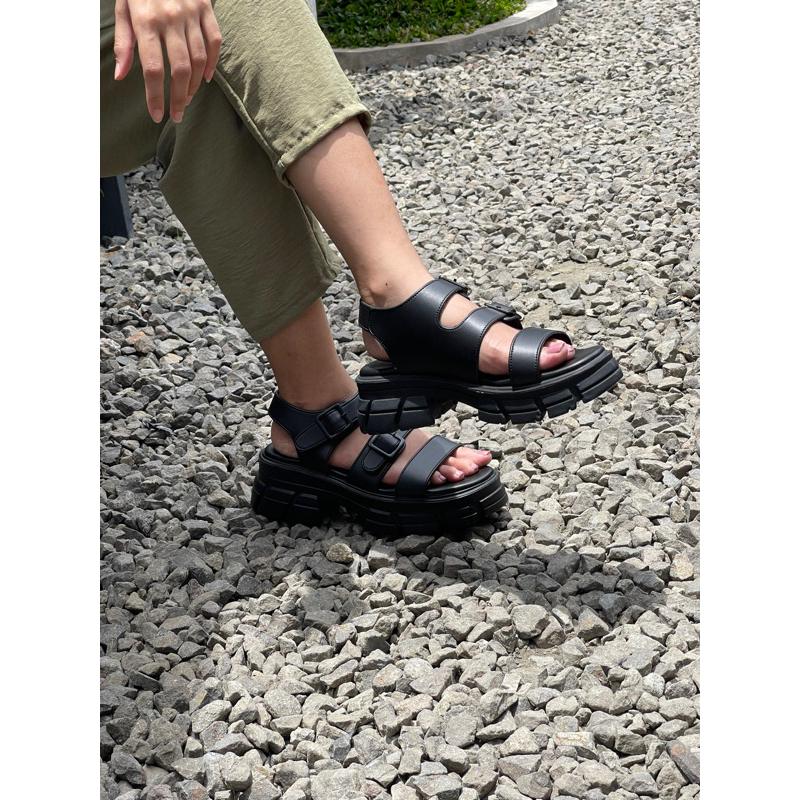 Sandal Wedges Wanita | OZARA by estimo.look | sandal wanita sandal cewek