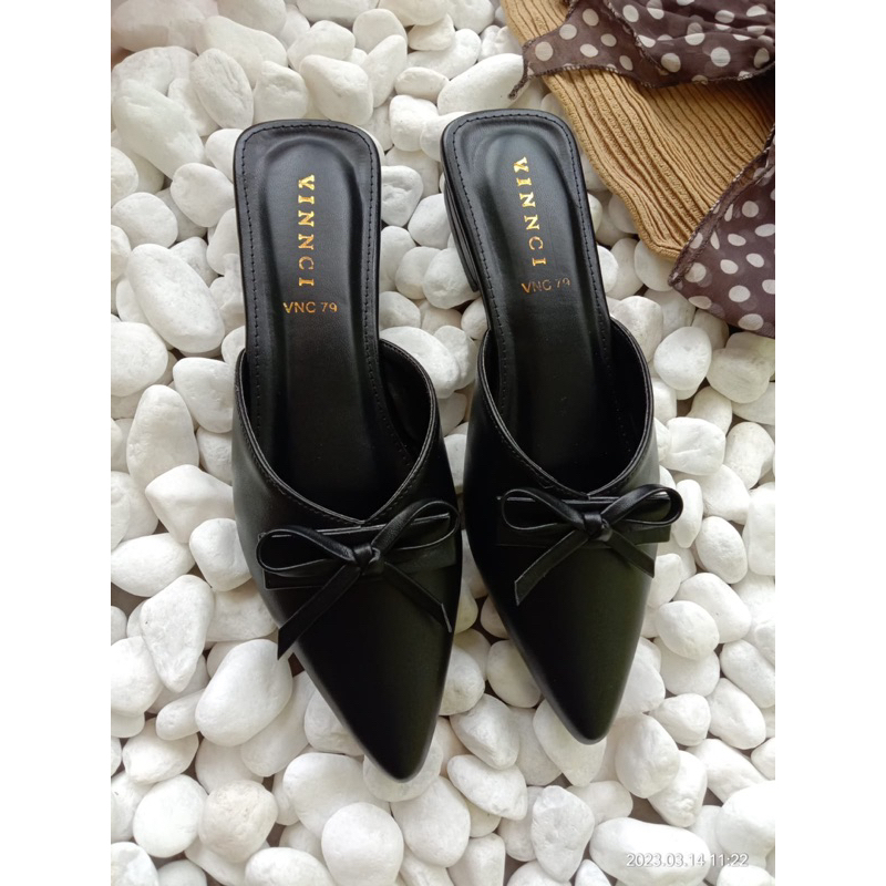 vinnci premium slip on kode kenzy