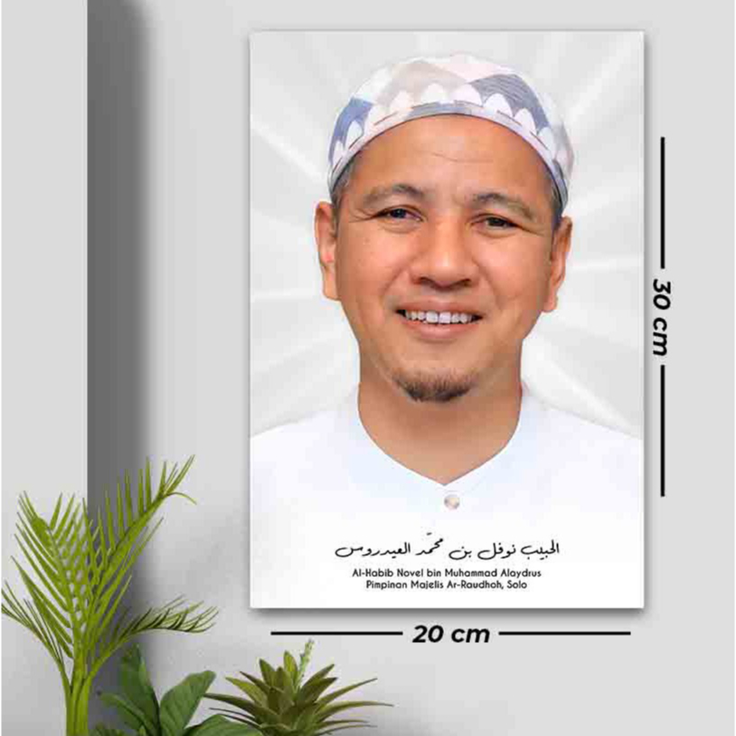 Poster Kayu Foto Poster Habib Novel bin Muhammad Alaydrus Ulama Wall Decor Kayu Frame