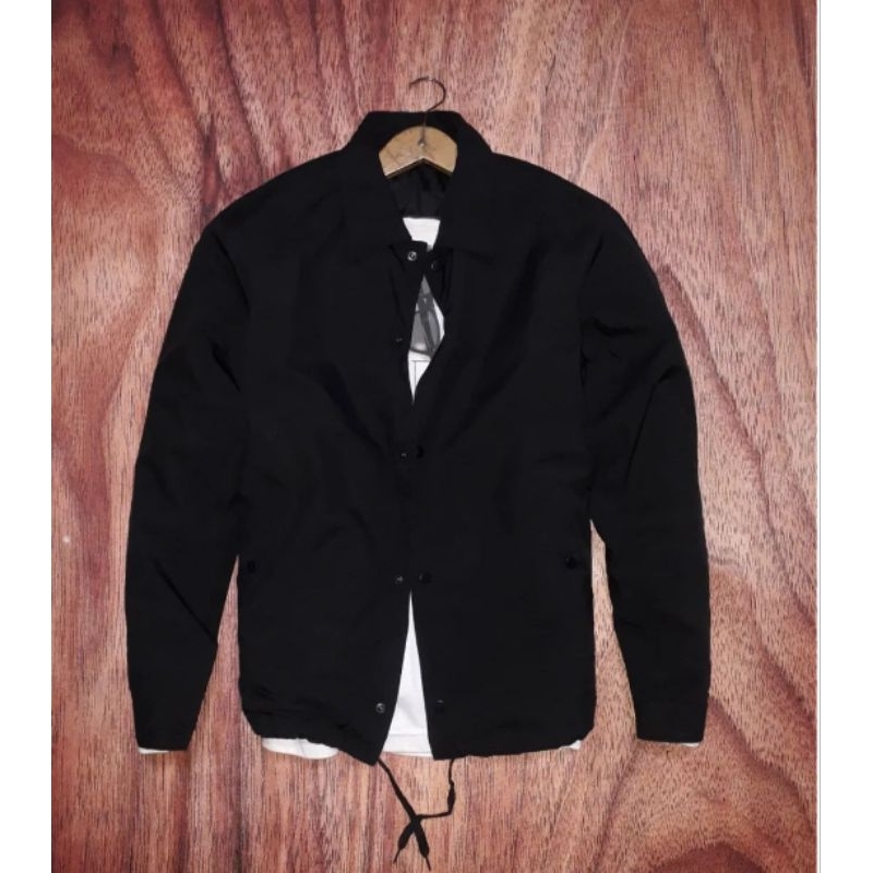 jaket coach GU BY UNIQLO keren