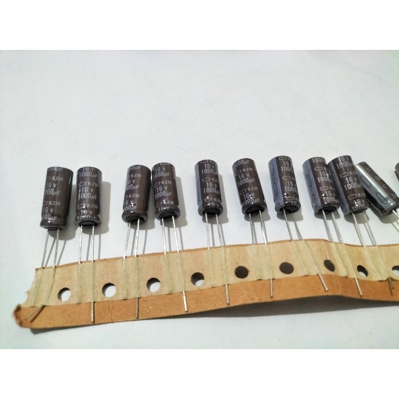 Elco 1000uf 16v Elko 1000uf 16v