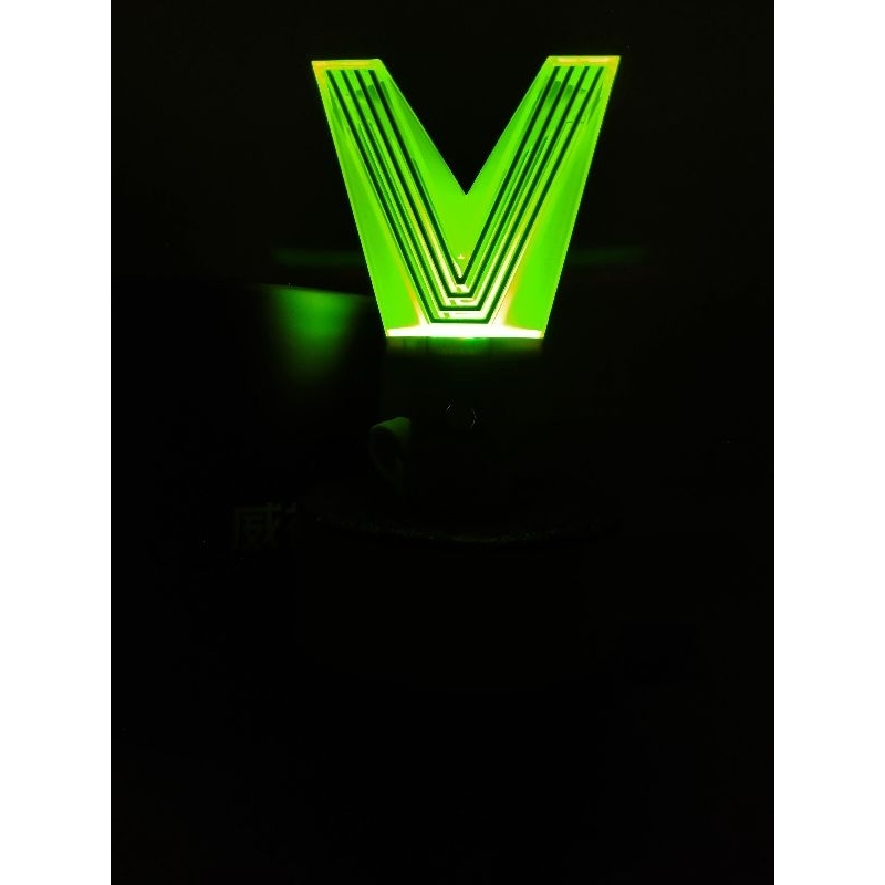 OFFICIAL FANLIGHT LIGHTSTICK WAYV