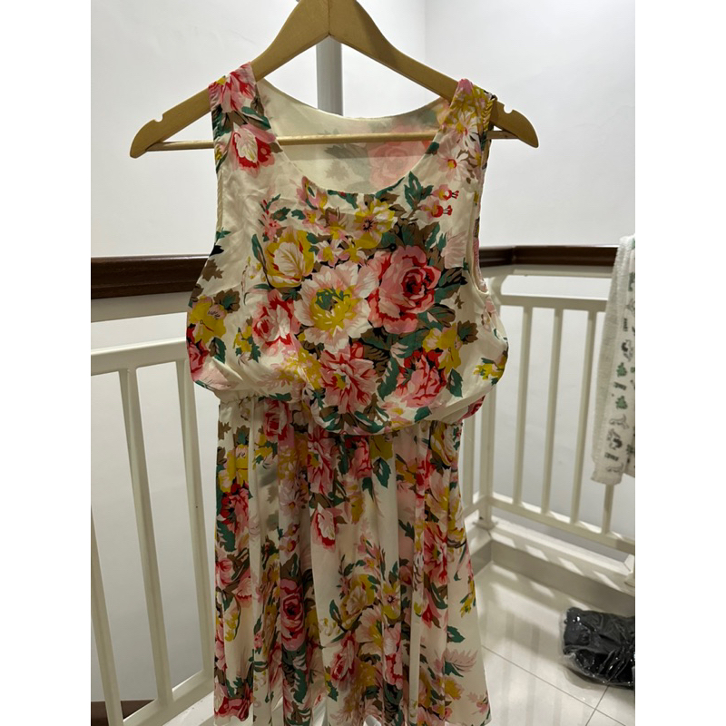 dress chiffon bunga mini