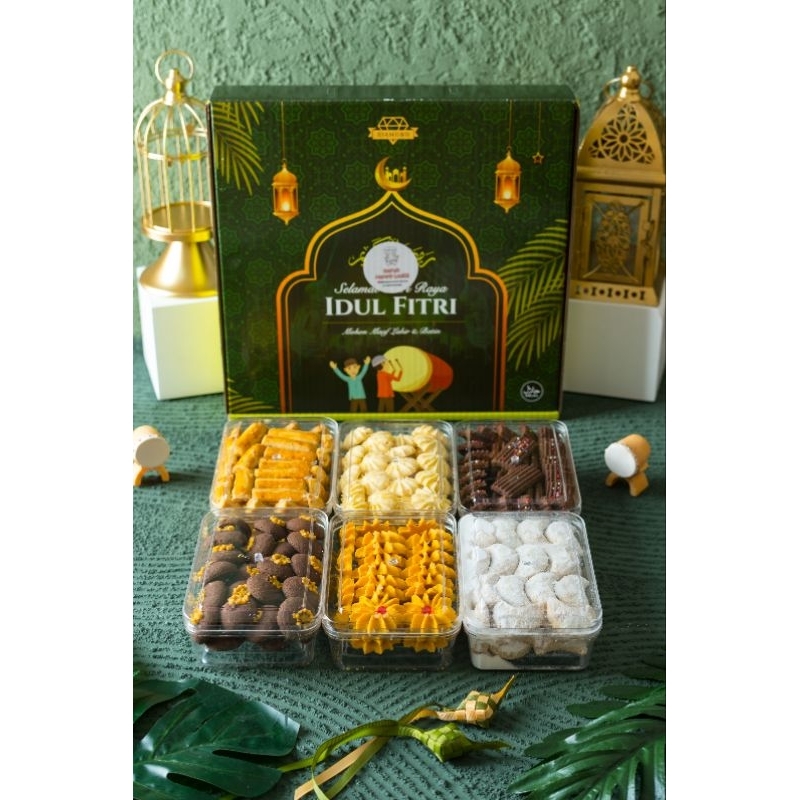 

Hampers Kue Kering Lebaran 2025 (1 box isi 6 toples)