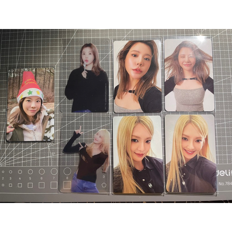 SNSD OhGG Sunny Hyoyeon 2023 Season’s Greetings Photocard PC Postcard Pink Christmas