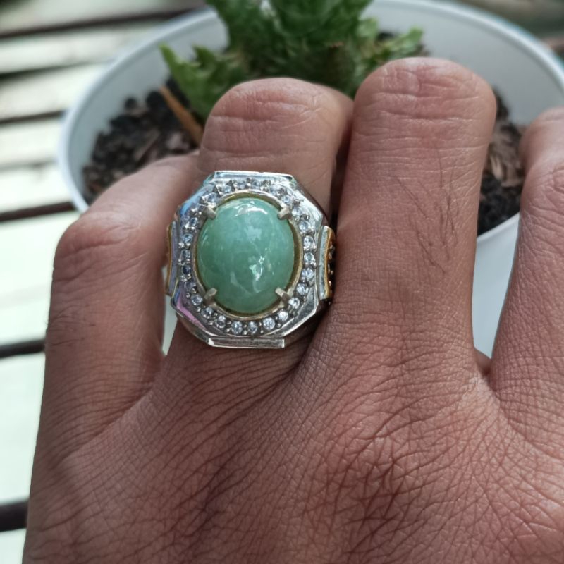 Giok Burma Kantoran Tipe A.