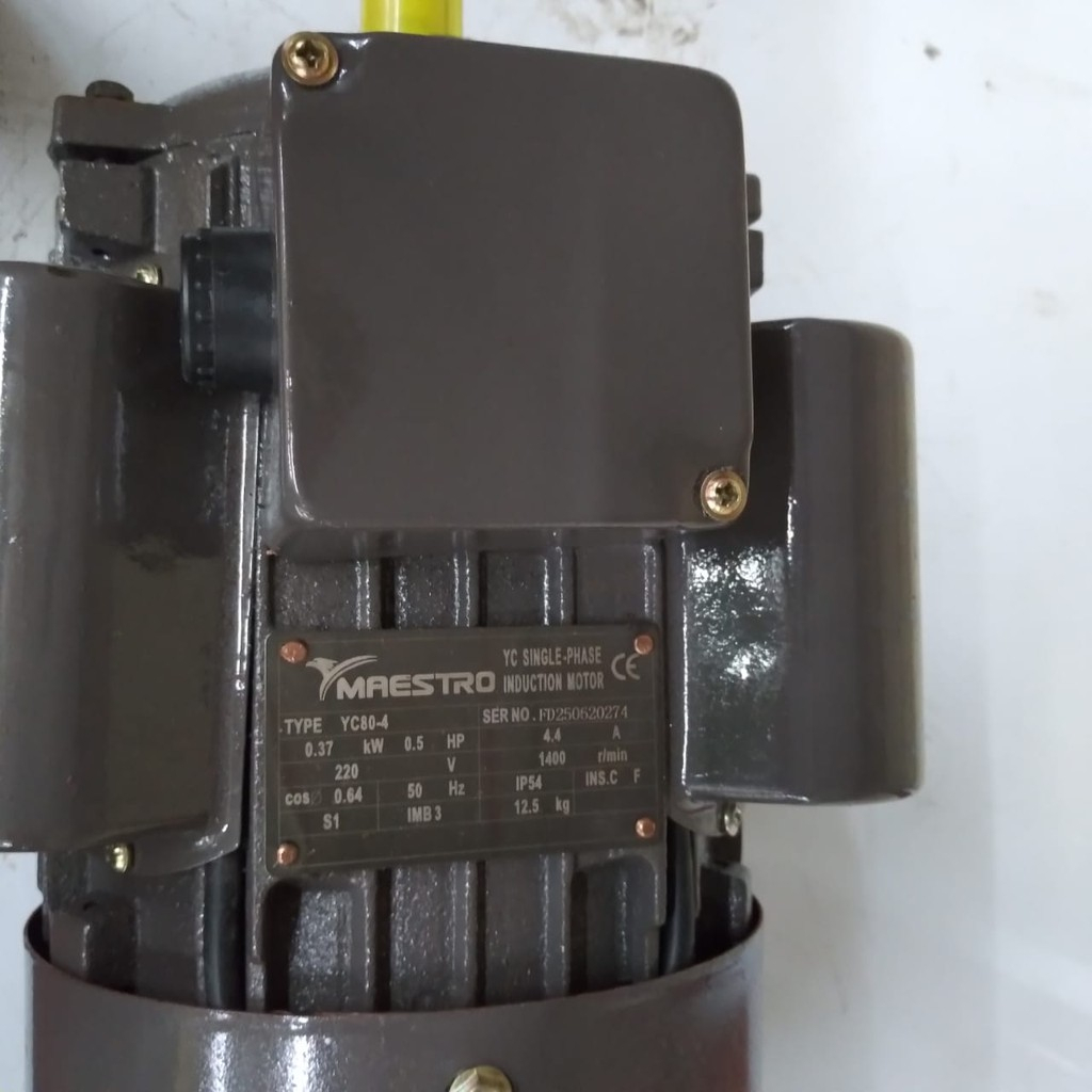 Motor Penggerak Listrik 12 HP 4 Kutub 1 Fasa 1400 RPM Tipe YC80-4 untuk Mesin Giling Kompresor