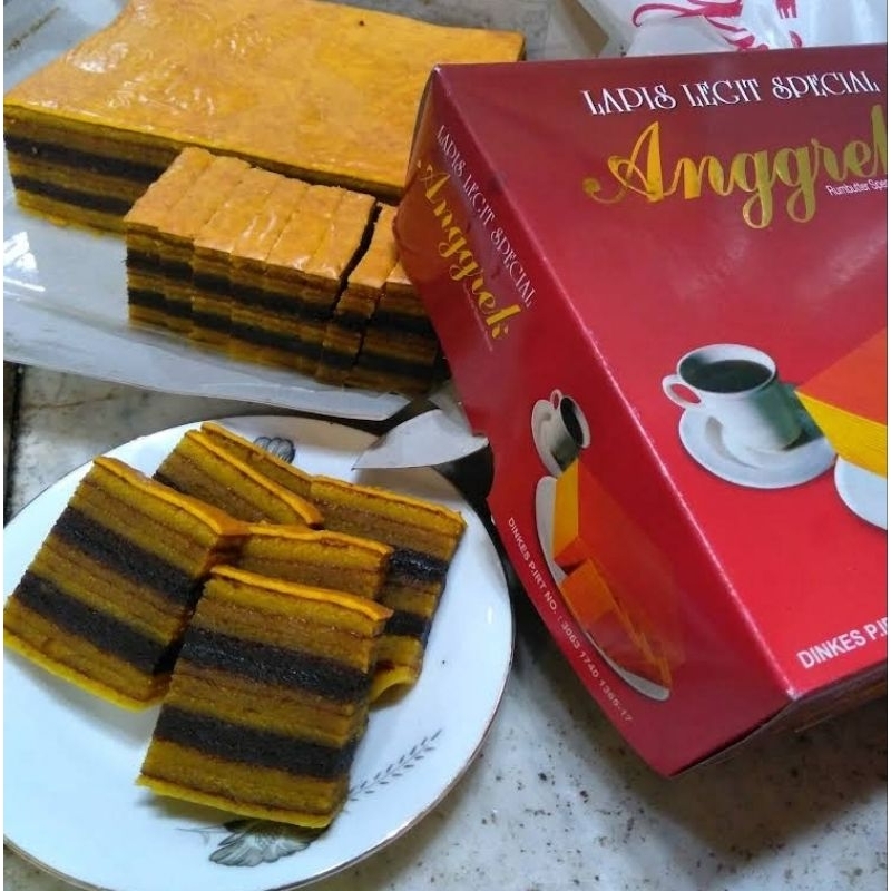 

Lapis Legit Anggrek Oleh - Oleh Semarang