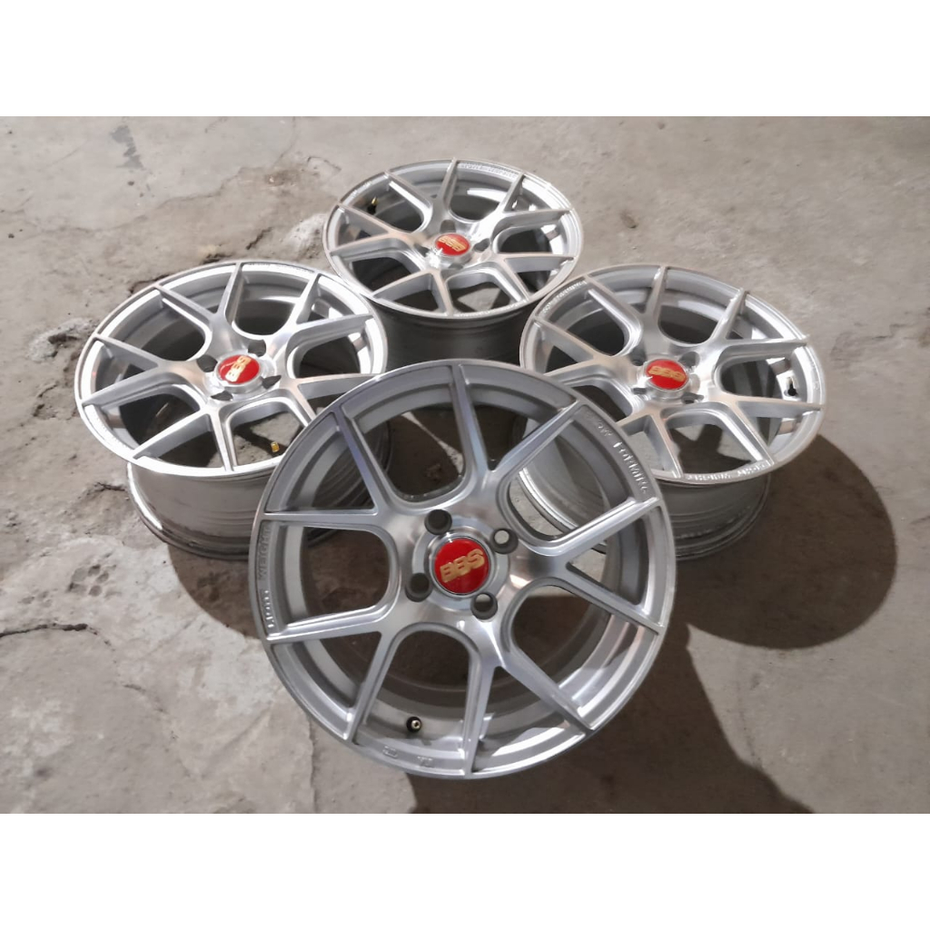 Velg Bekas Racing Ring 15 Lubang 4 BBS R15X7 4X100 ET35