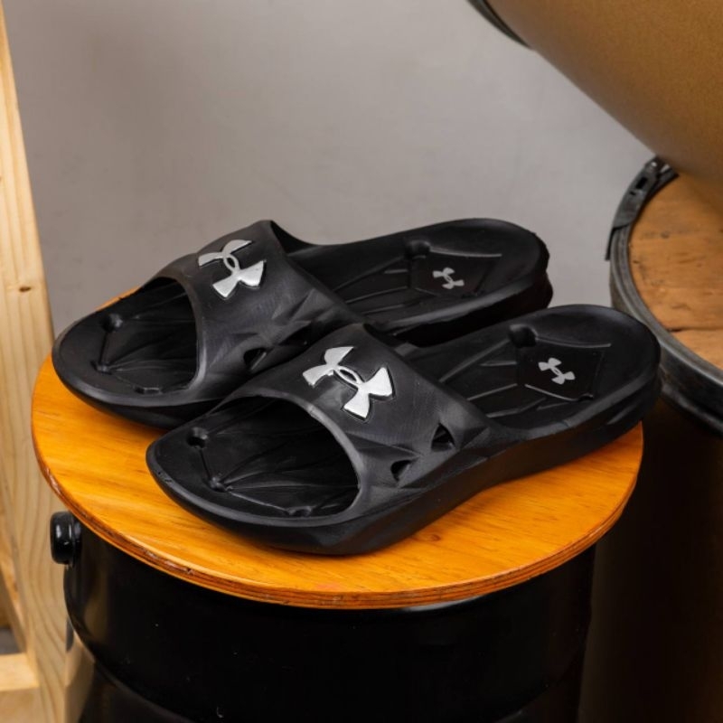 Sandal Under Armour Locker III Slides