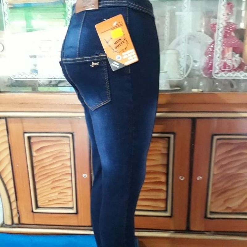 Celana jeans wanita HW-celana jeans wanita terbaru-celana hight waist-celana jeans pensil-celana HW-celana kekinian-celana jeans wanita pensil