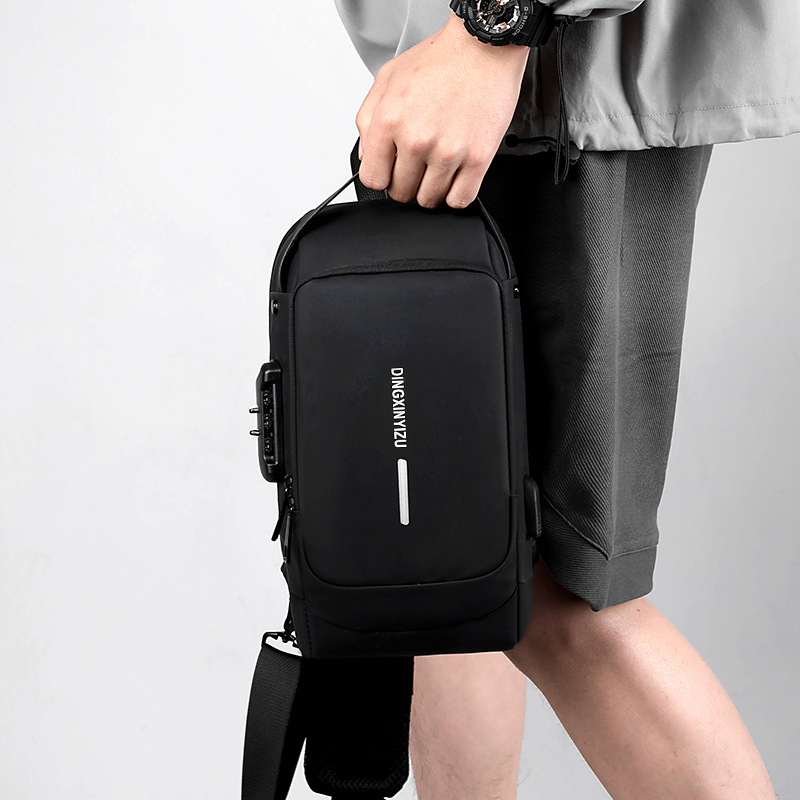 Mainland Tas Selempang Pria Waist Bag Port USB Simple Tas Bahu Modern Outdoor TS717