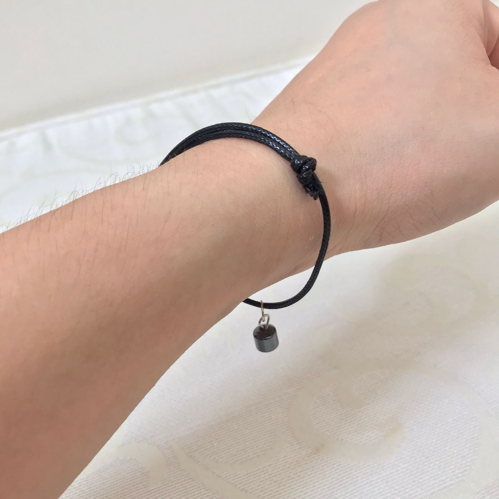 Gelang Magnet Gelang Magnet Couple Gelang Magnet Pria Gelang Tangan Gelang Hitam Gelang Hitam Polos Gelang Hitam Couple Gelang Tali Hitam Gelang Hitam Pria Gelang Tangan Pria Gelang Hitam Wanita Gelang Hitam Polos Couple Gelang Tali Polos