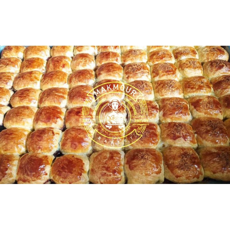 

Bolen Pisang by Makmour Bakery Blitar