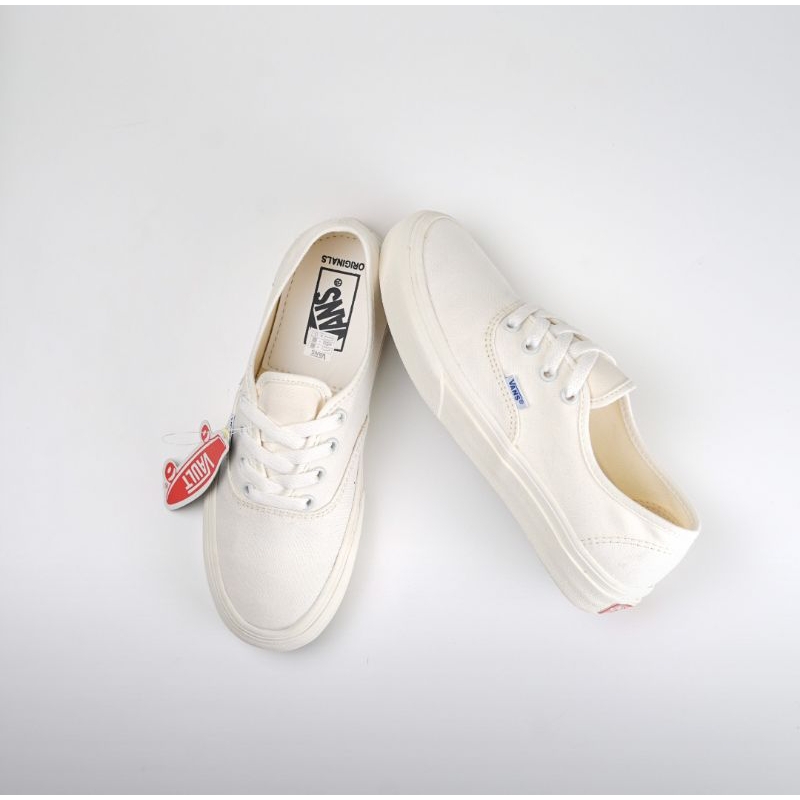 Vans authentic ivory all white