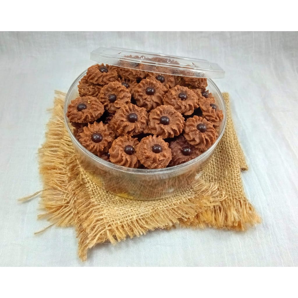 

Kue Kering Chocochips Kuker Lebaran Choco chip Parcel Hampers Ramadhan Natal