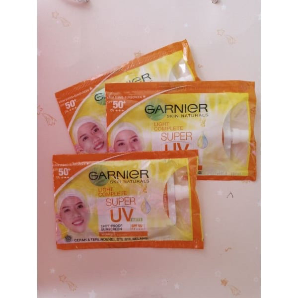 ✿ELYSABETHME✿ Garnier sun UV SPF 50++ sachet pelindung wajah dari paparan matahari sunscreen sunblock tanpa white cast