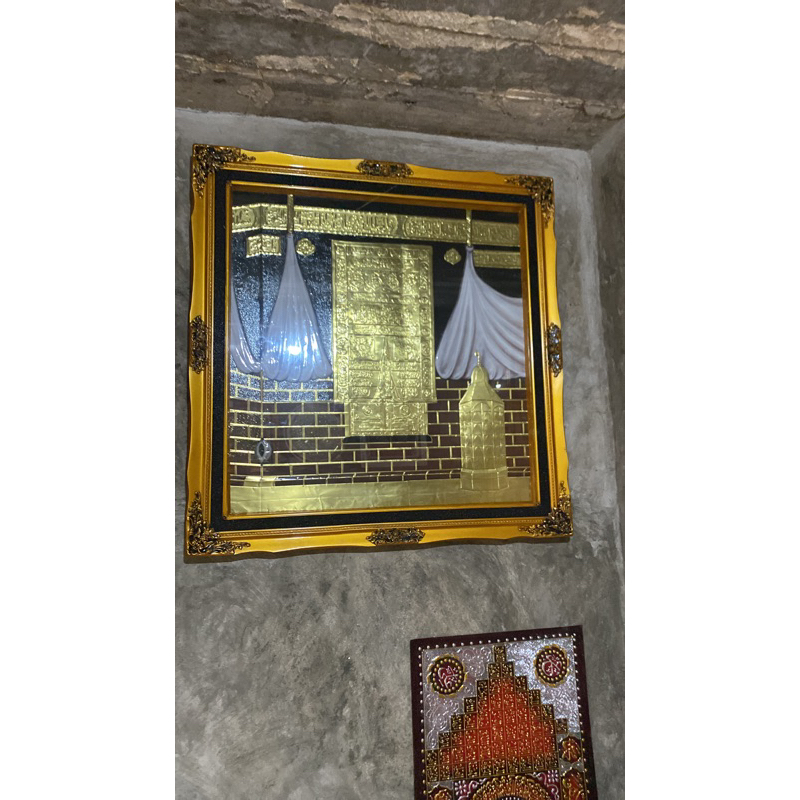 KALIGRAFI REPLIKA KABAH uk 125*125. kaligrafi kuningan pintu kabah ayat kursi surah yasin